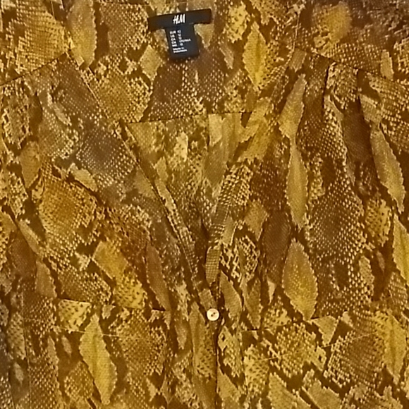 SOLD!!!H & M tunic blouse - Picture 2 of 6